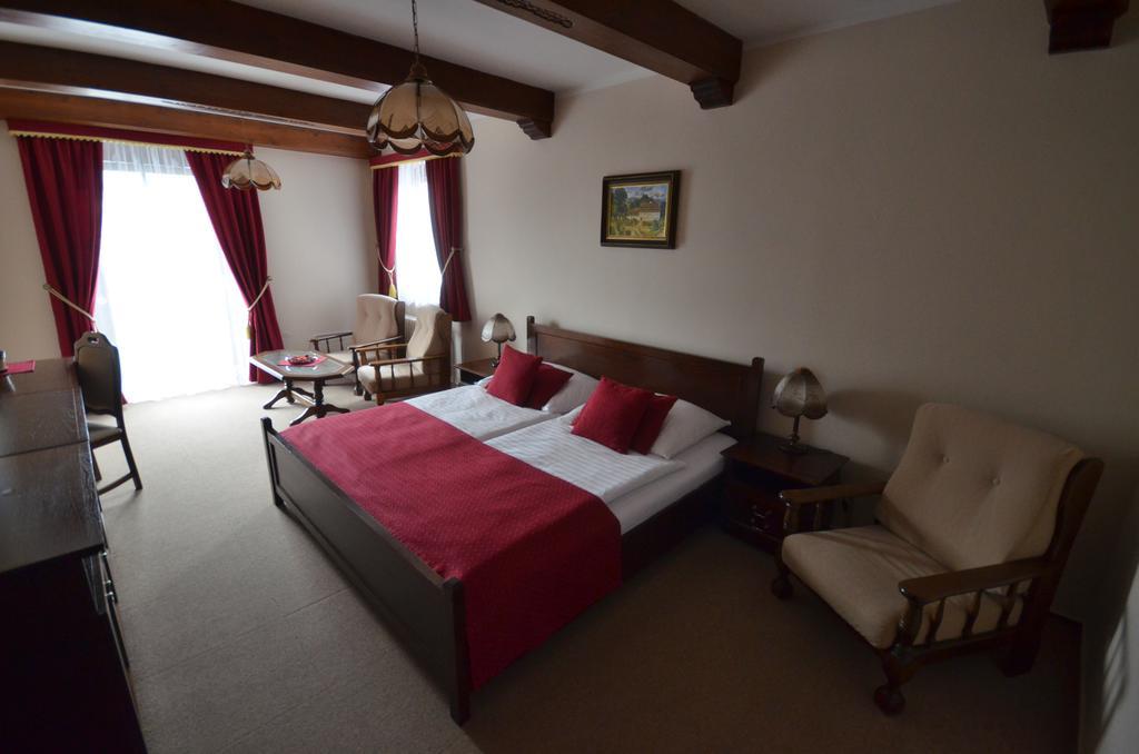 Villa Zerotin Penzion Bed & Breakfast Velké Losiny 外观 照片