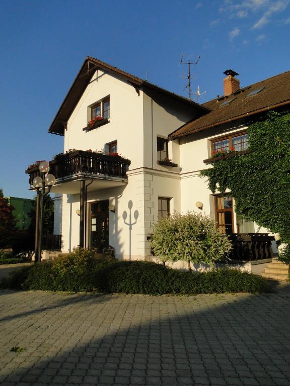 Villa Zerotin Penzion Bed & Breakfast Velké Losiny 外观 照片